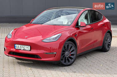 Внедорожник / Кроссовер Tesla Model Y 2021 в 