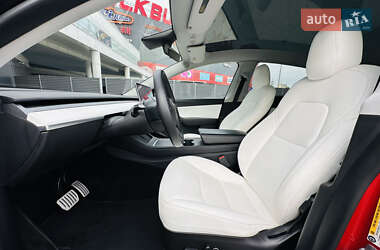 Внедорожник / Кроссовер Tesla Model Y 2021 в 
