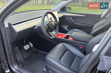 Позашляховик / Кросовер Tesla Model Y 2023 в 