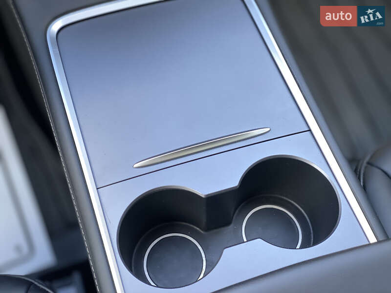 Внедорожник / Кроссовер Tesla Model Y 2022 в Луцке фото 82 Внедорожник / Кроссовер Tesla Model Y 2022 в Луцке