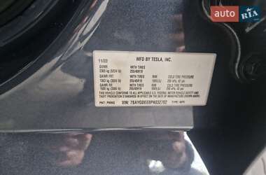 Позашляховик / Кросовер Tesla Model Y 2022 в 