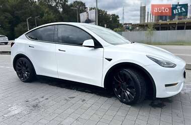 Позашляховик / Кросовер Tesla Model Y 2023 в 