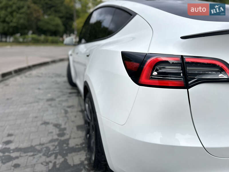 Внедорожник / Кроссовер Tesla Model Y 2023 в Новояворовске фото 11 Внедорожник / Кроссовер Tesla Model Y 2023 в Новояворовске