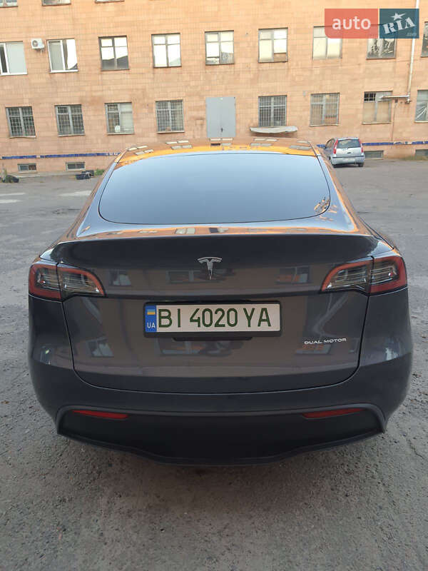 Внедорожник / Кроссовер Tesla Model Y 2023 в Полтаве