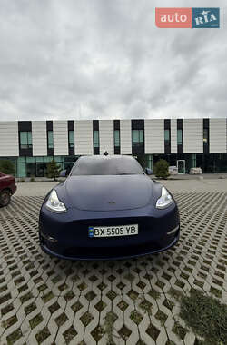 Позашляховик / Кросовер Tesla Model Y 2021 в 