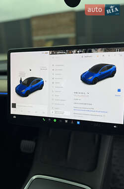 Позашляховик / Кросовер Tesla Model Y 2021 в 