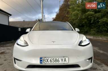 Позашляховик / Кросовер Tesla Model Y 2023 в 