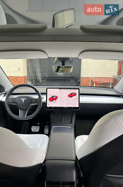 Внедорожник / Кроссовер Tesla Model Y 2023 в 