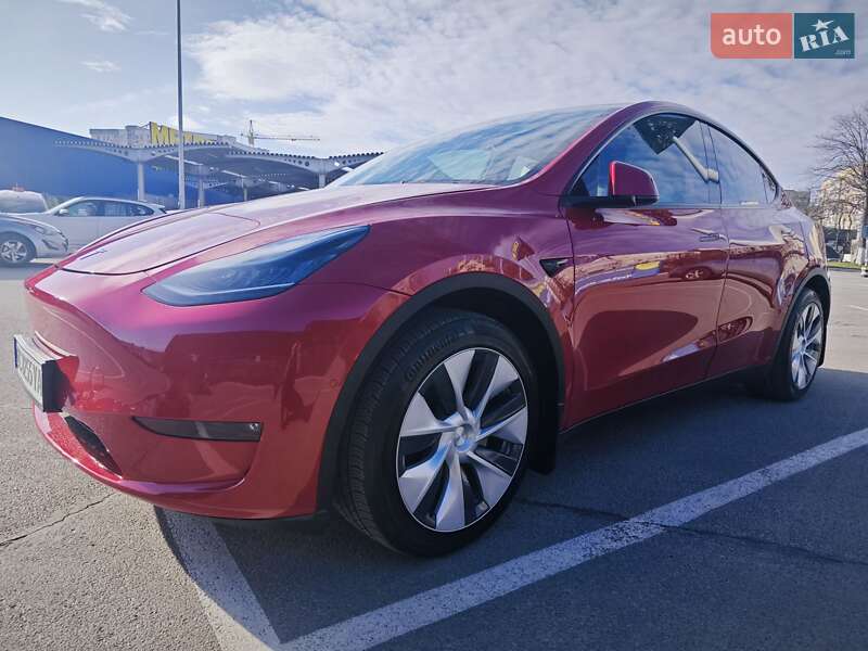 Позашляховик / Кросовер Tesla Model Y 2022 в Львові