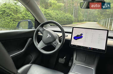Позашляховик / Кросовер Tesla Model Y 2021 в 