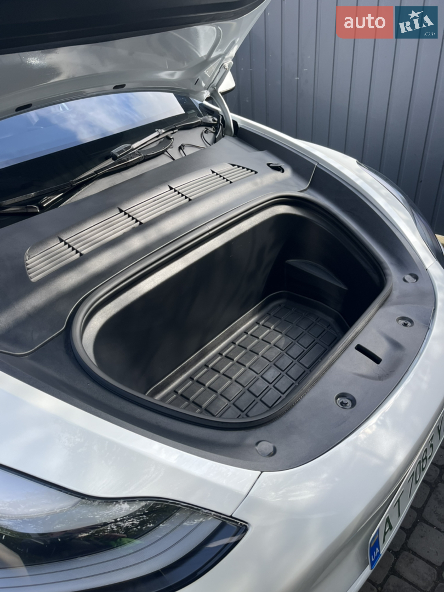 2024 Tesla Model Y - мініатюра 20