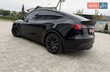 Внедорожник / Кроссовер Tesla Model Y 2021 в 
