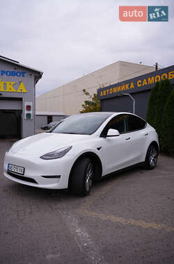 Внедорожник / Кроссовер Tesla Model Y 2022 в 