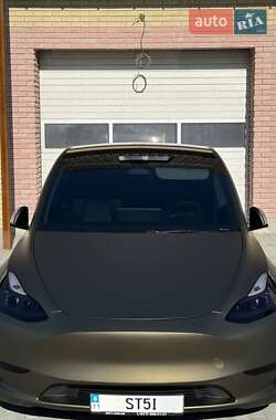 Внедорожник / Кроссовер Tesla Model Y 2024 в 
