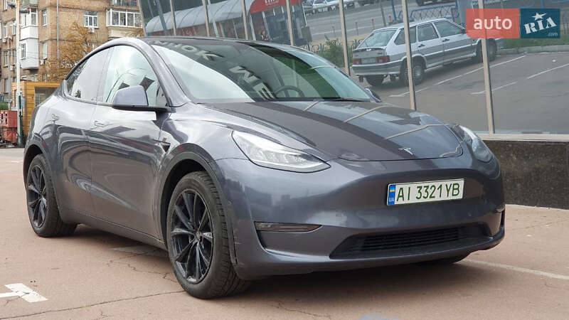 Tesla Model Y 2021