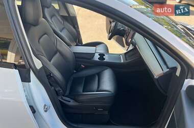 Позашляховик / Кросовер Tesla Model Y 2022 в 