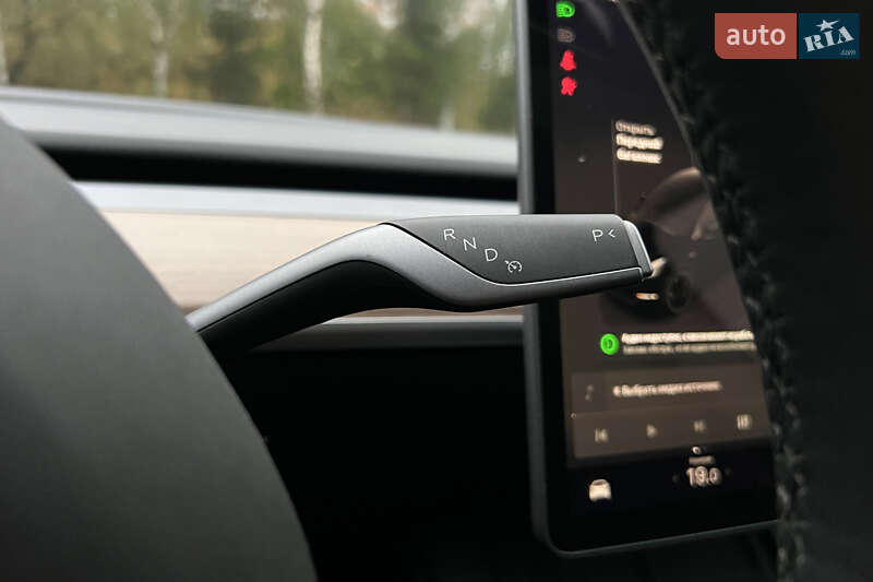Позашляховик / Кросовер Tesla Model Y 2024 в Львові