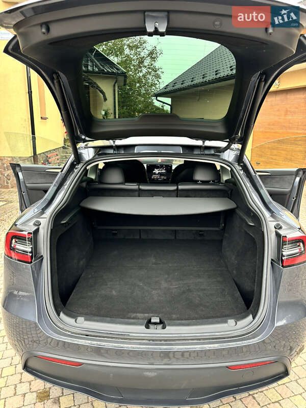 Внедорожник / Кроссовер Tesla Model Y 2023 в Долине