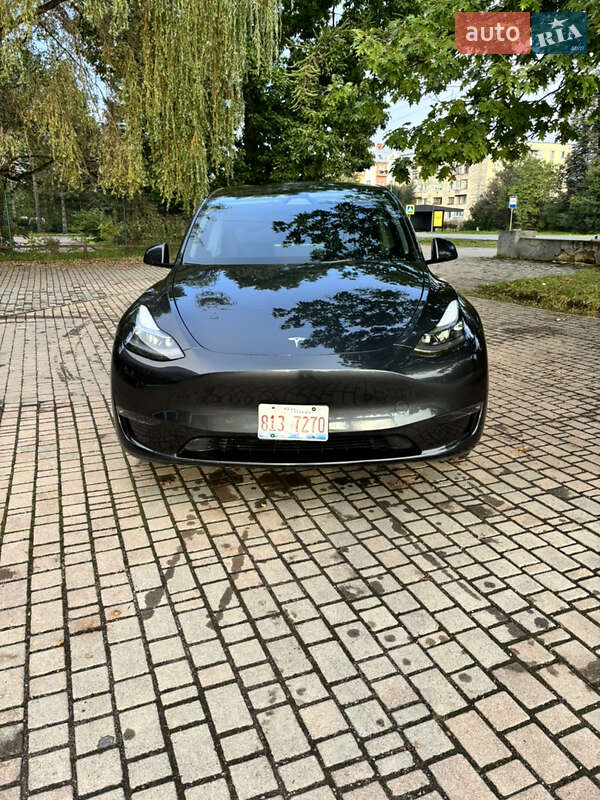 Внедорожник / Кроссовер Tesla Model Y 2023 в Долине