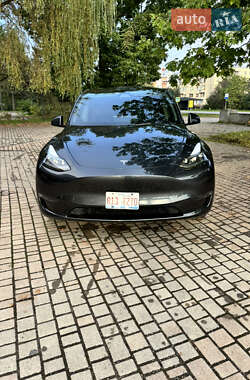 Позашляховик / Кросовер Tesla Model Y 2023 в 