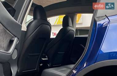Позашляховик / Кросовер Tesla Model Y 2022 в 