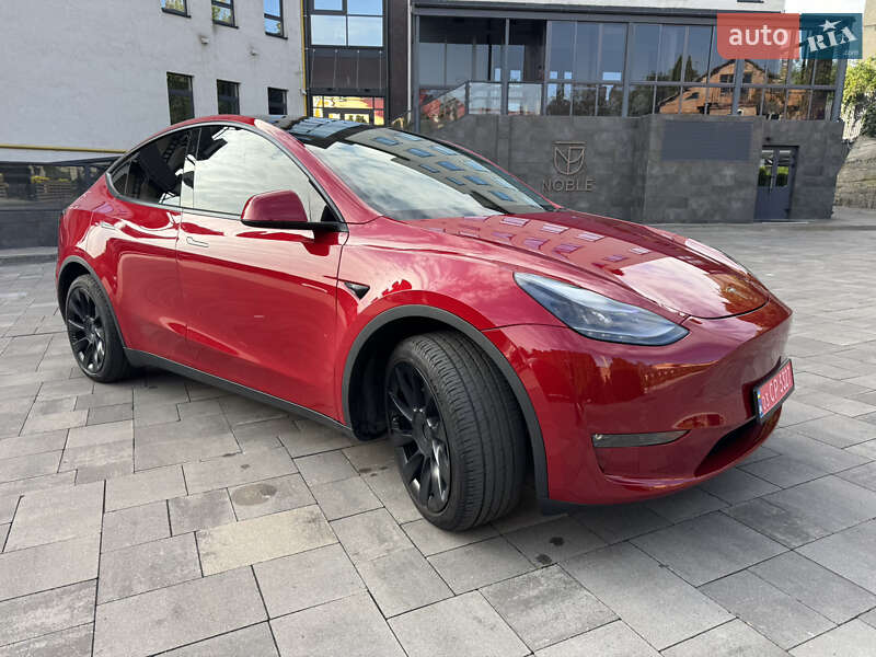 Позашляховик / Кросовер Tesla Model Y 2023 в Луцьку