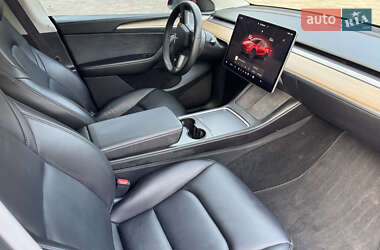 Позашляховик / Кросовер Tesla Model Y 2023 в 