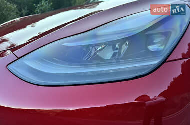 Позашляховик / Кросовер Tesla Model Y 2022 в 