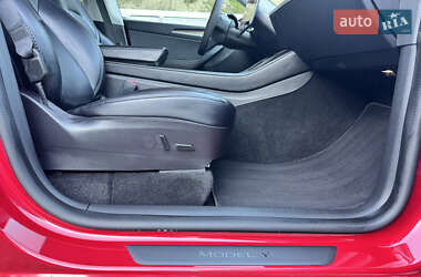 Позашляховик / Кросовер Tesla Model Y 2022 в 