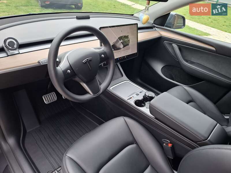 Позашляховик / Кросовер Tesla Model Y 2023 в Києві