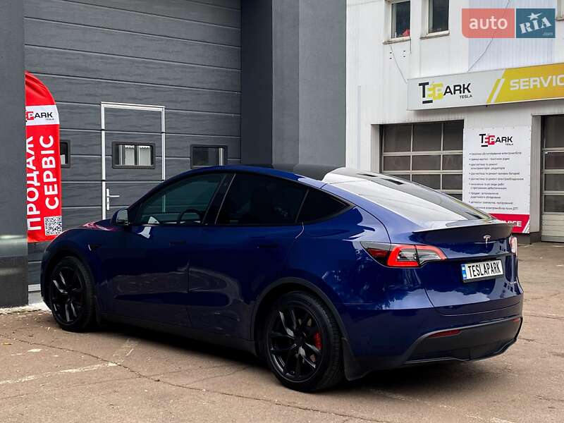Позашляховик / Кросовер Tesla Model Y 2021 в Києві