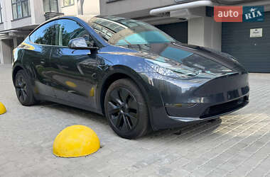 Внедорожник / Кроссовер Tesla Model Y 2024 в 