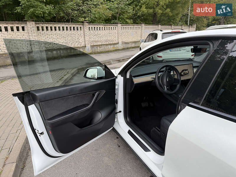 Позашляховик / Кросовер Tesla Model Y 2022 в Вінниці фото 11 Позашляховик / Кросовер Tesla Model Y 2022 в Вінниці