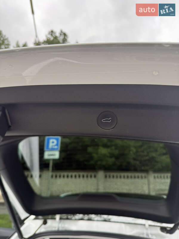 Позашляховик / Кросовер Tesla Model Y 2022 в Вінниці фото 22 Позашляховик / Кросовер Tesla Model Y 2022 в Вінниці