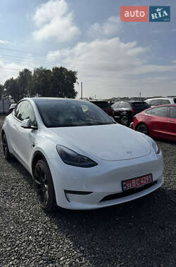 Позашляховик / Кросовер Tesla Model Y 2023 в 