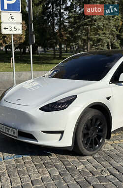 Позашляховик / Кросовер Tesla Model Y 2022 в 