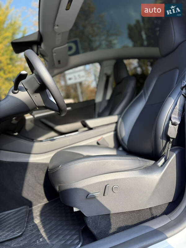 Позашляховик / Кросовер Tesla Model Y 2022 в Харкові