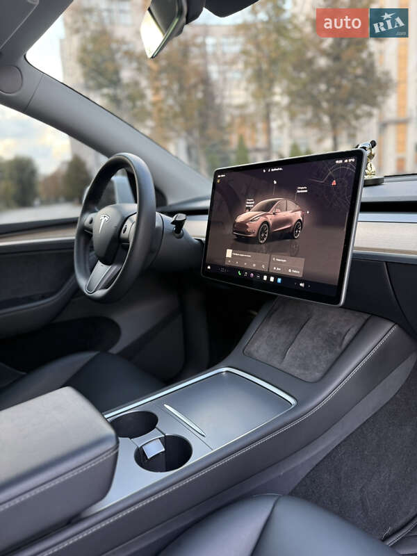 Позашляховик / Кросовер Tesla Model Y 2022 в Харкові