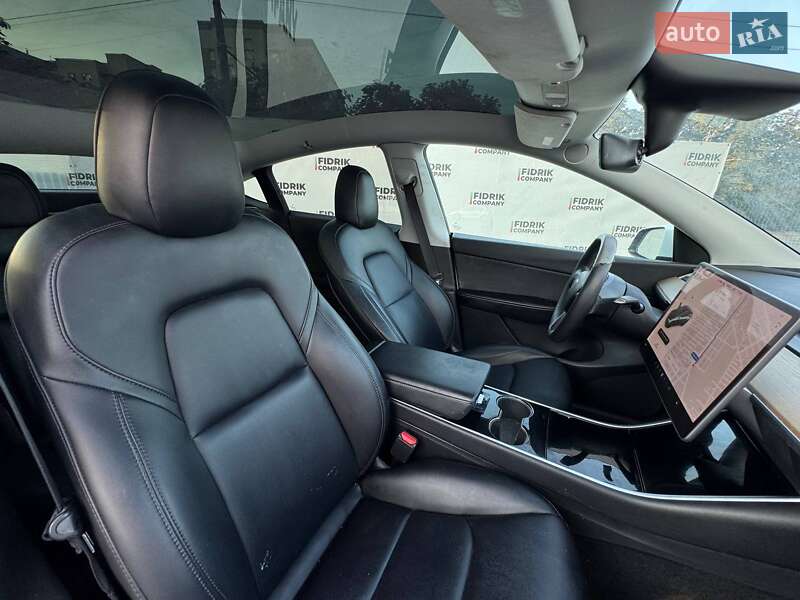 Позашляховик / Кросовер Tesla Model Y 2020 в Луцьку