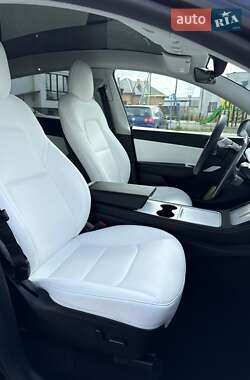 Внедорожник / Кроссовер Tesla Model Y 2022 в 