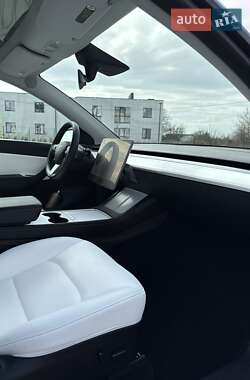 Внедорожник / Кроссовер Tesla Model Y 2022 в 