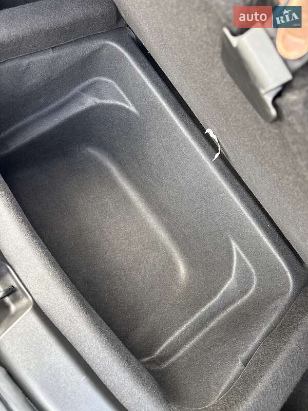 Внедорожник / Кроссовер Tesla Model Y 2022 в Луцке