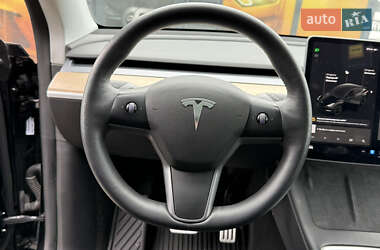 Позашляховик / Кросовер Tesla Model Y 2021 в 