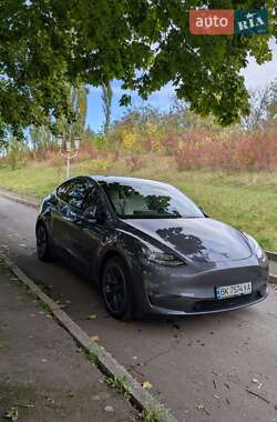 Позашляховик / Кросовер Tesla Model Y 2021 в 