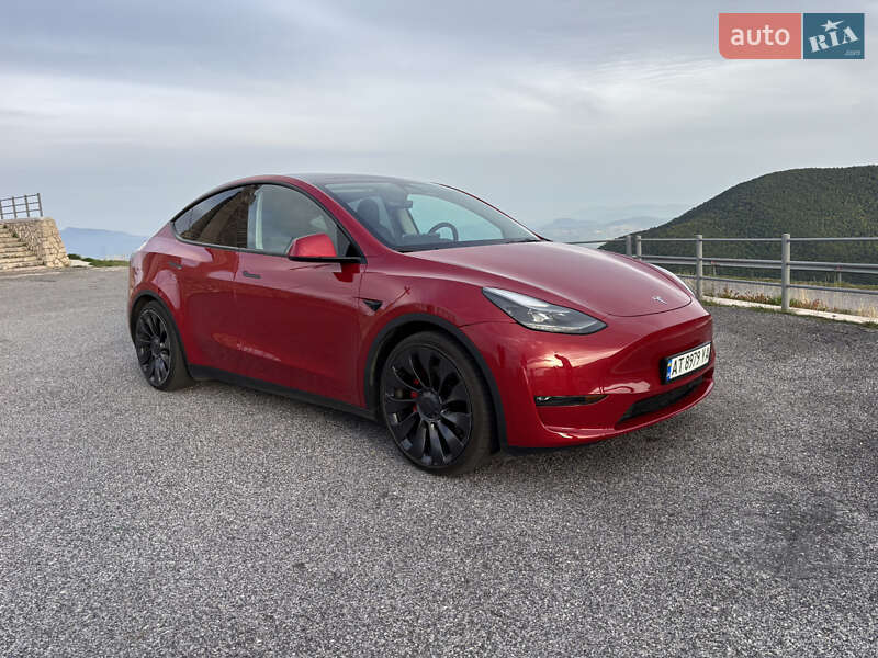 Позашляховик / Кросовер Tesla Model Y 2023 в Калуші