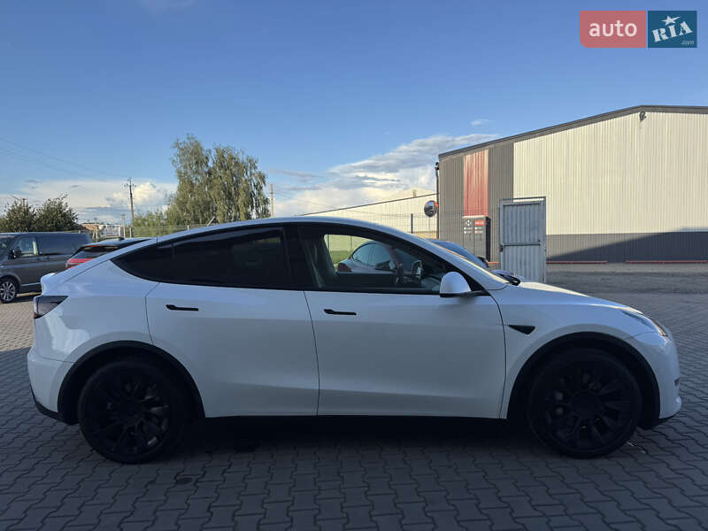 Позашляховик / Кросовер Tesla Model Y 2020 в Луцьку