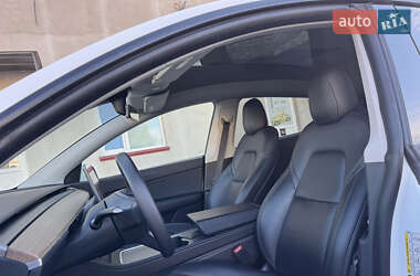 Внедорожник / Кроссовер Tesla Model Y 2020 в 