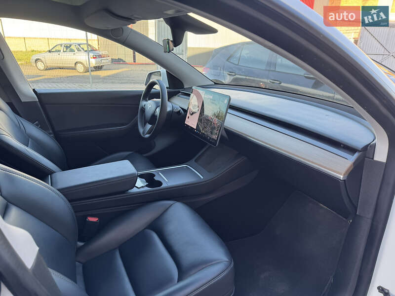 Позашляховик / Кросовер Tesla Model Y 2020 в Луцьку