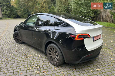 Позашляховик / Кросовер Tesla Model Y 2020 в 
