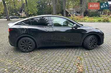 Позашляховик / Кросовер Tesla Model Y 2020 в 